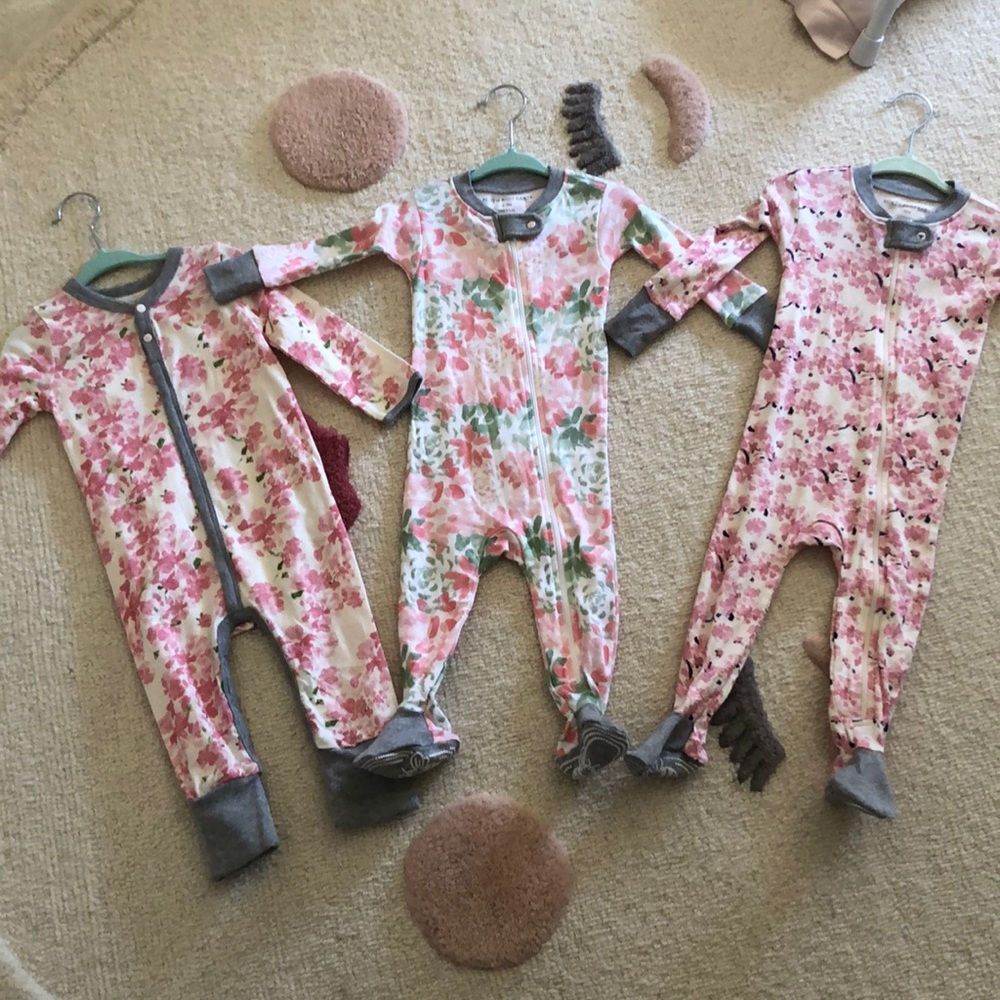 BURTS BEES 🐝 PAJAMAS NWOT